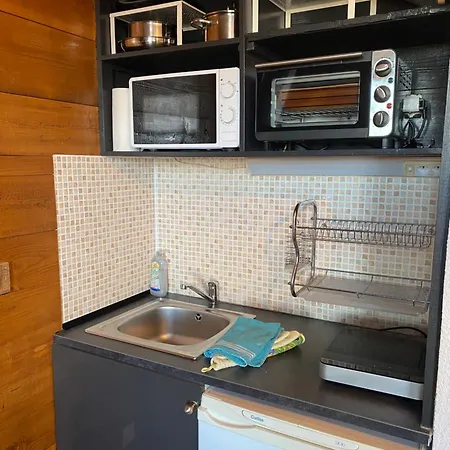 Les Balcons D'edelweiss Apartment *